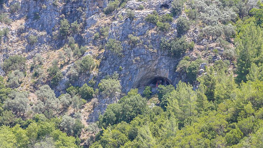 8 bin yıllık İncirliin'e turist akını