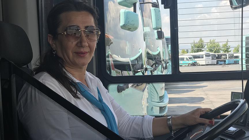 Kadın otobüs şoförü hayat kurtardı