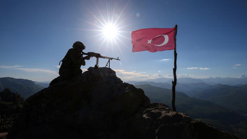 تركيا.. تحييد 3 إرهابيين من "بي كا كا" جنوب شرقي البلاد