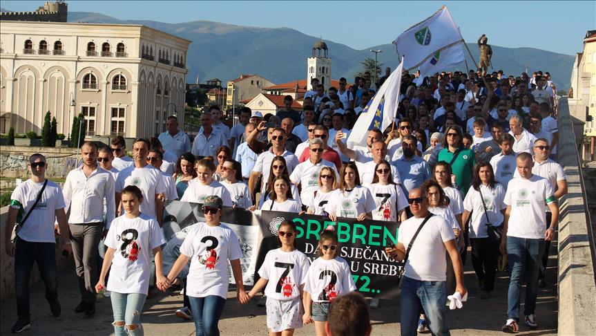 Marsh i Paqes: Shkupi kujton viktimat e gjenocidit në Srebrenicë