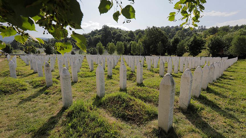 Potoçari cenaze töreninin ardından sessizliğe gömüldü