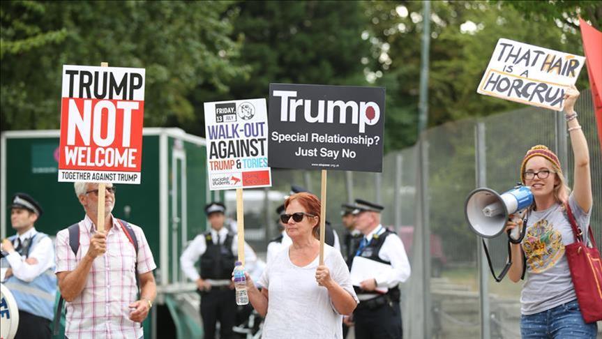 Трамп во Лондон дочекан со протести