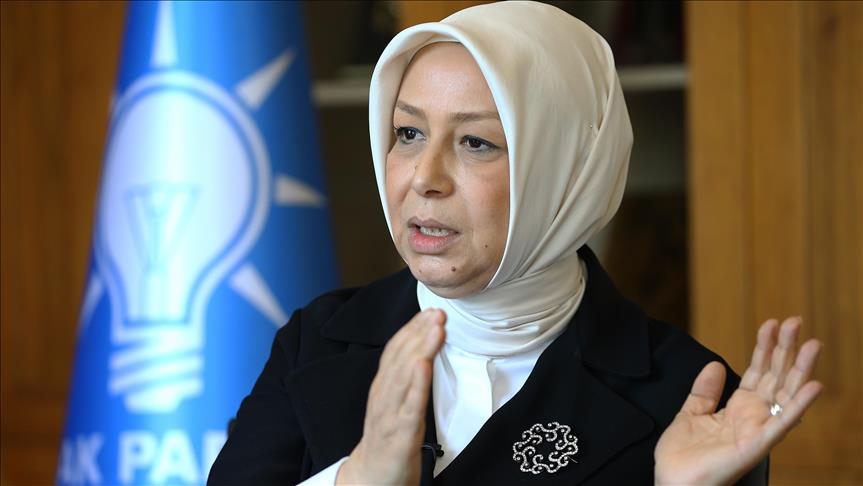 Öznur Çalık: Şehitlerimizin akıttığı kan kadar ter dökmeye kararlıyız