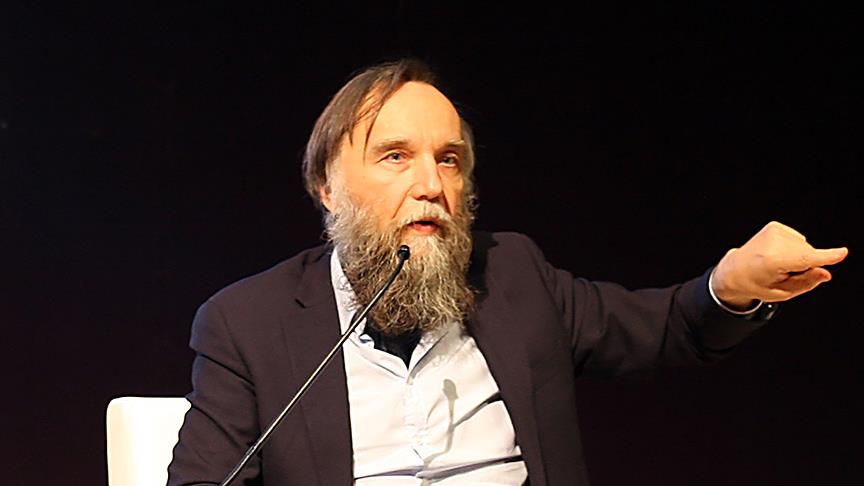 Rus stratejist Dugin: 15 Temmuz'da kahraman lider ve kahraman Türk halkı kazandı