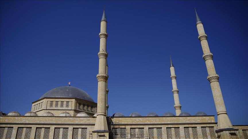 Turizmin başkenti Antalya'ya 15 bin kişilik cami 