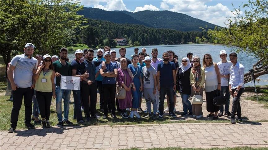 Suriyeli öğrenciler Bolu'nun doğal güzelliklerinde buluştu
