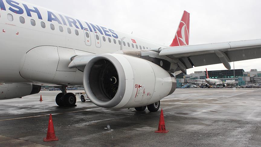 THY uçağı İstanbul'a geri döndü
