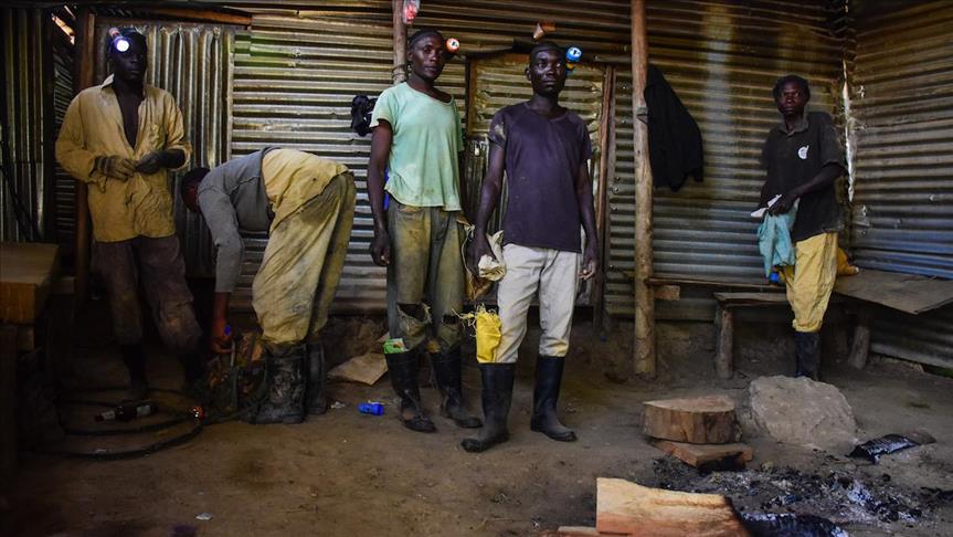 Kebakaran tambang tembaga Afrika Selatan tewaskan 6 orang