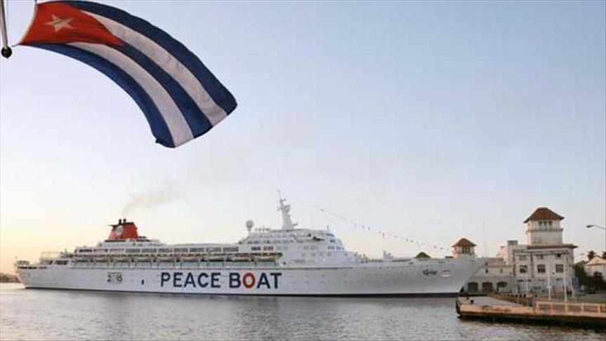 El ‘Barco de la paz’ llega a La Habana, Cuba