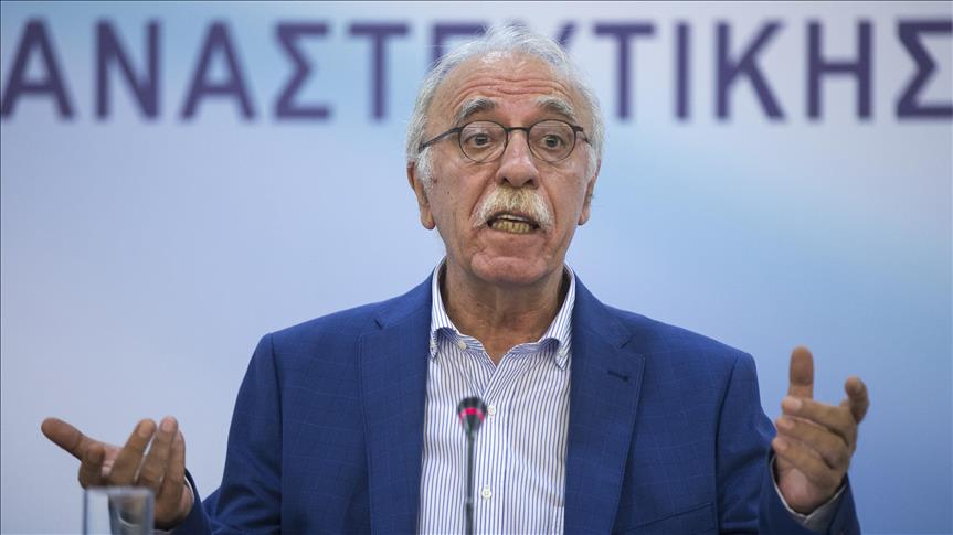 وزير يوناني: معاداة الأجانب بأوروبا بدأت تتفاقم بالأحزاب الوسطية