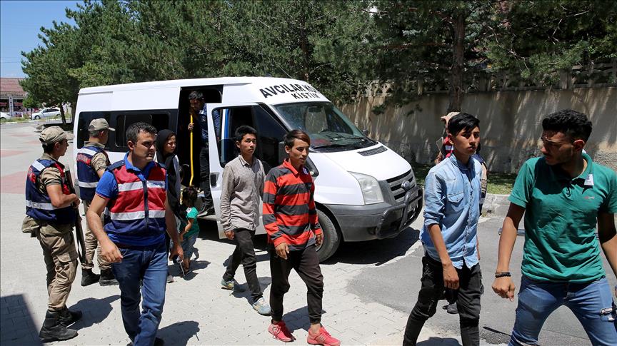 دستگیری 46 مهاجر غیرفانونی در استان ارزینجان