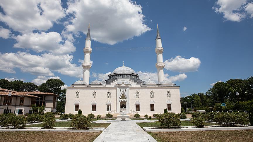 FETÖ ABD’deki Türk camilerini hedef gösteriyor