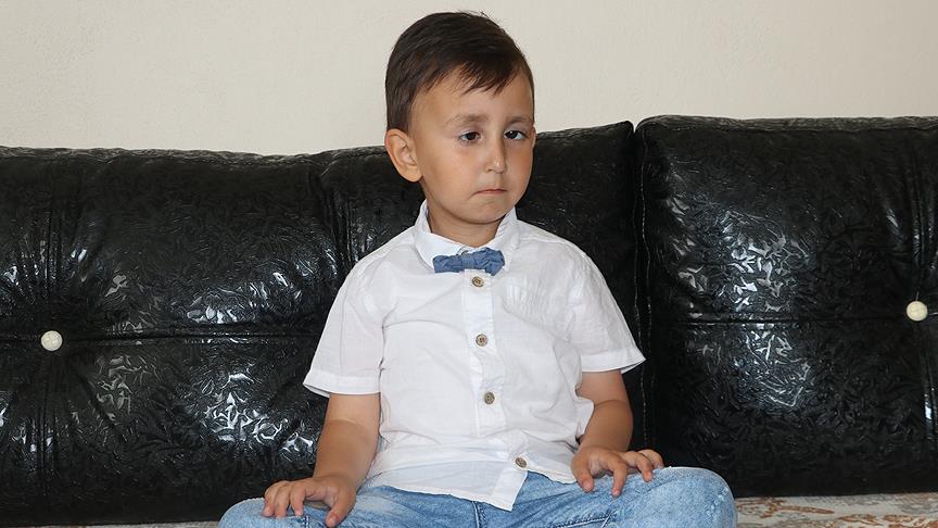 Minik Efe'nin şifası için 'ağız sütü' aranıyor