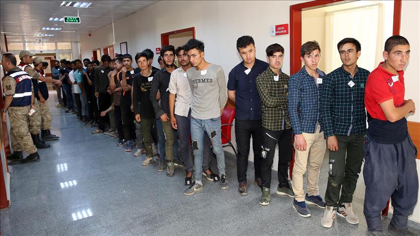 دستگیری 131 مهاجر غیرقانونی در ارزروم ترکیه