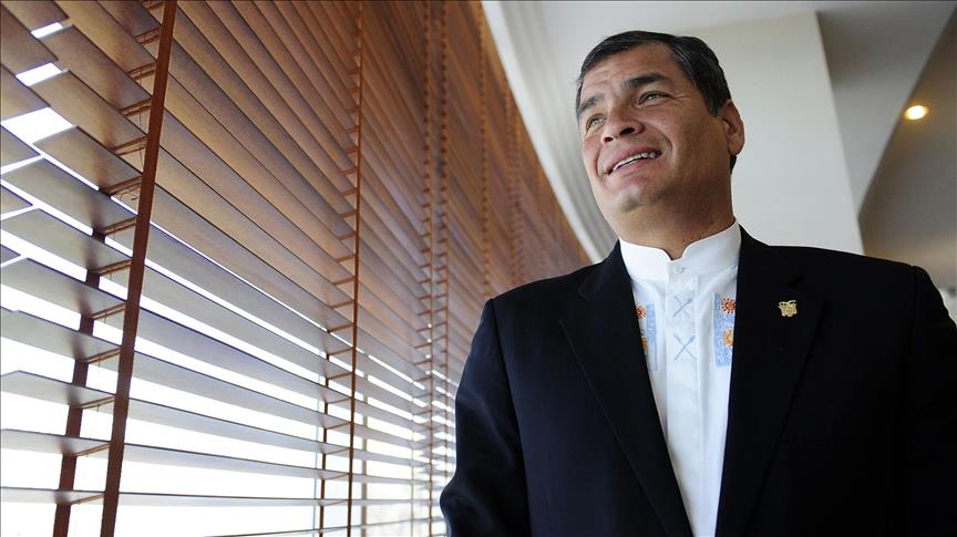 En Ecuador envían orden de captura de Rafael Correa a todo el país