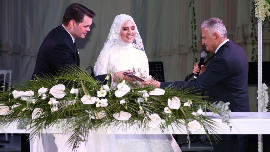 TBMM Başkanı Yıldırım nikah şahidi oldu