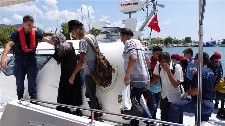 دستگیری 42 مهاجر غیرقانونی در چناق‌قلعه ترکیه