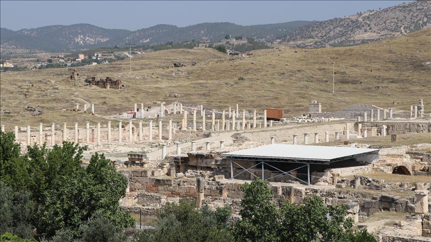 Turquie/Denizli : Découverte d’une villa antique ornée de mosaïques 