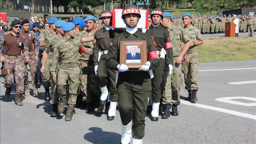 Hakkari'de şehit korucu için tören düzenlendi
