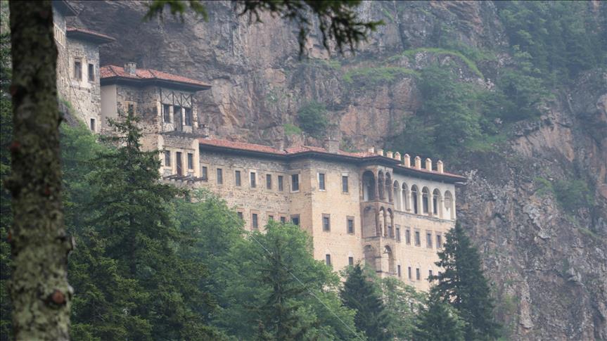 Монастырь на севере Турции стал туристическим центром  