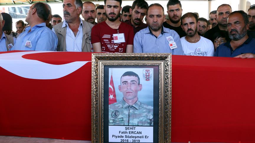 Şehit er Fatih Ercan son yolculuğuna uğurlandı