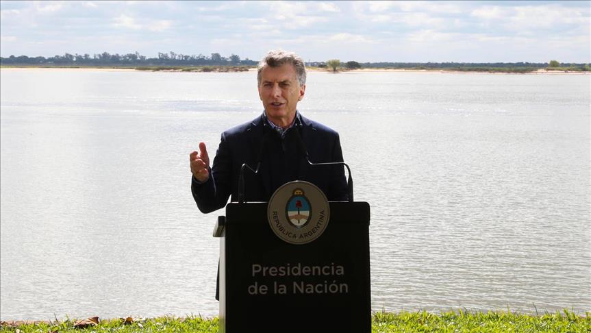 Argentina to lift ban on army role in internal security