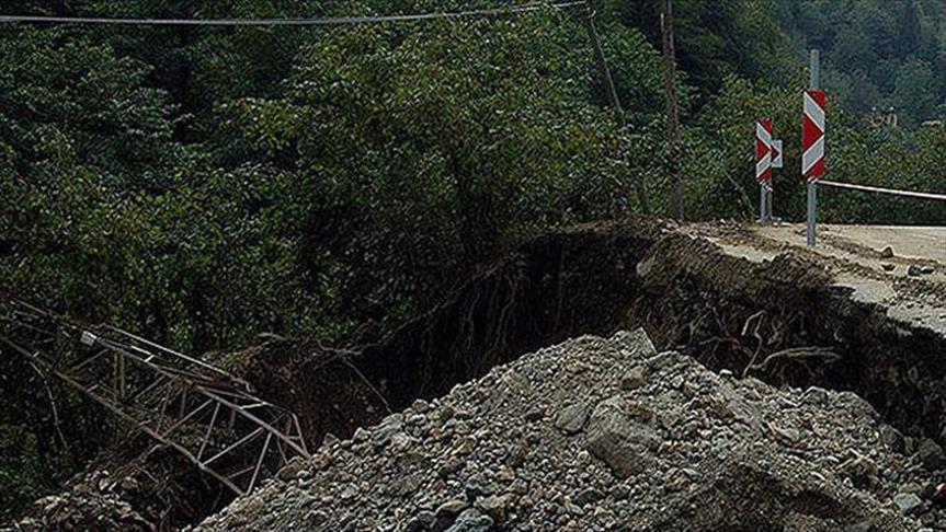 5 children killed in landslide in SE Bangladesh