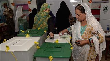 Polling ends in Pakistan