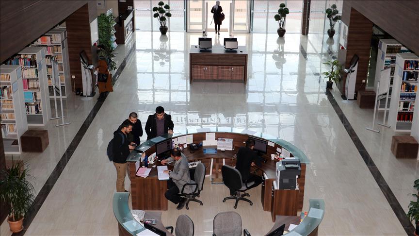 Ogrencisine En Fazla Para Harcayan Vakif Universiteleri Aciklandi