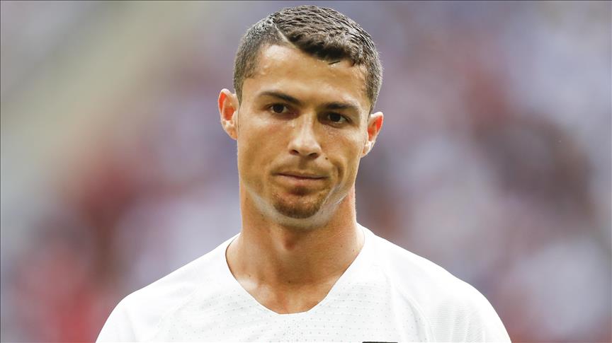 Ronaldo gjobitet me 18,8 milionë euro