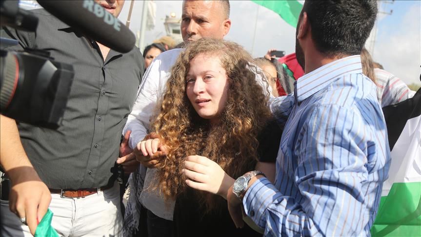 Joven ícono de la resistencia palestina fue liberada