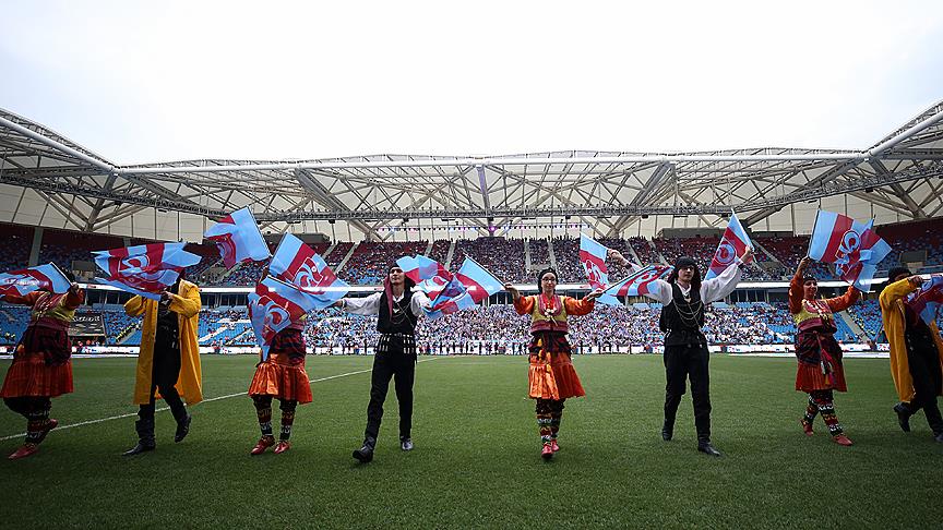 Trabzonspor kuruluşunun 51. yıl dönümünü kutladı