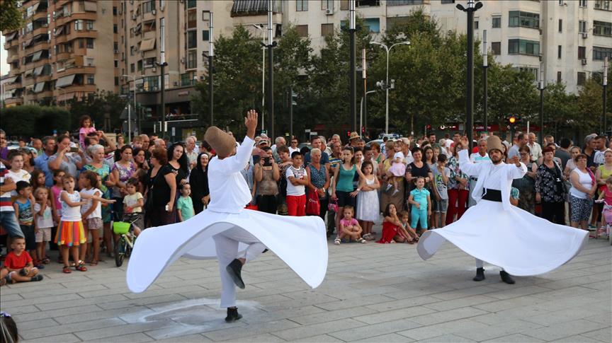 İstanbul'dan yola çıkan 'Balkan Kervanı' Arnavutluk’ta