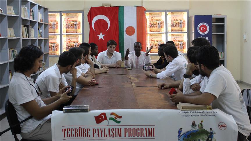 Turkish students begin voluntary work in Niger