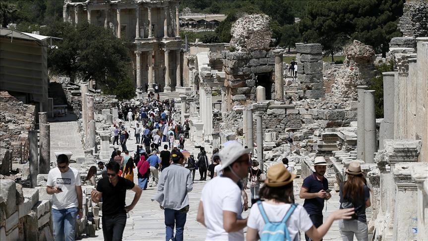 Turkey's historic Ephesus sites attract 2.5M tourists