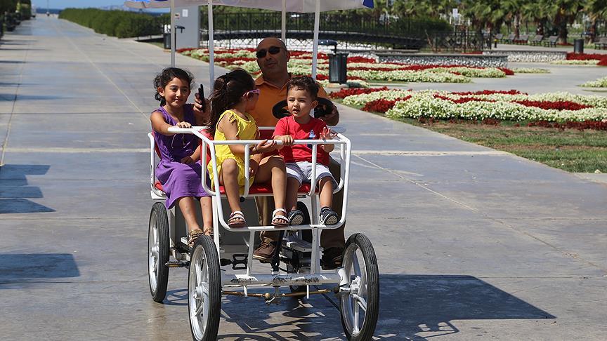 İstanbullu 'aile bisikleti'ni beğendi