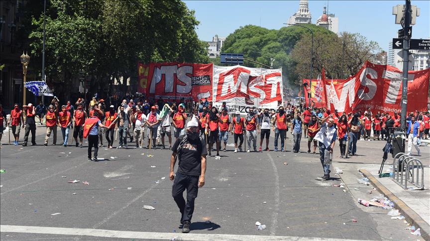 Manifestaciones en Argentina contra Mauricio Macri y el FMI