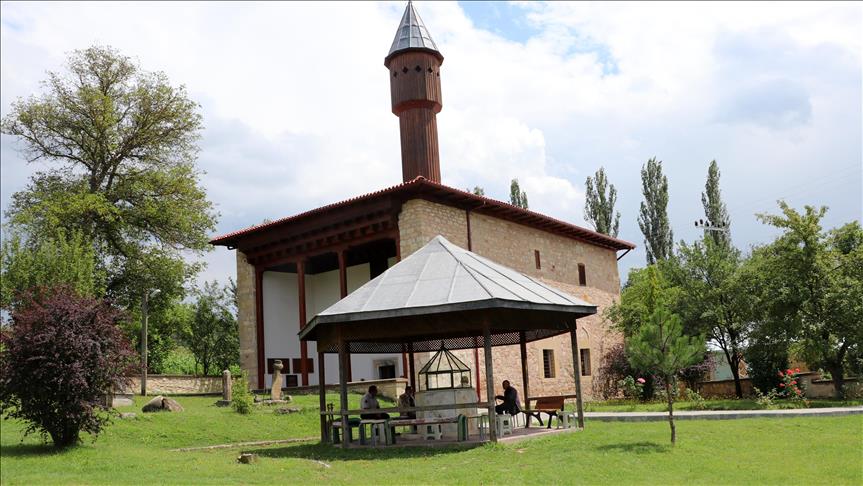 14th-century mosque in N.Turkey drawing global interest