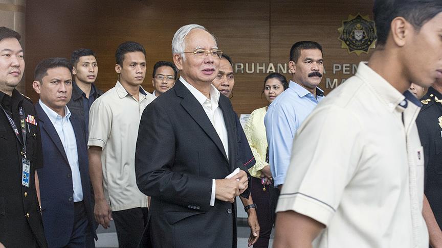 Malezya'da eski Başbakan Necip hakkında yeni yolsuzluk iddiaları