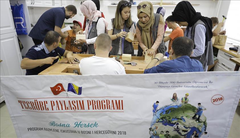 TIKA-in “program razmjene iskustava”: Studenti iz Turske družili se sa štićenicima Zavoda Mjedenica