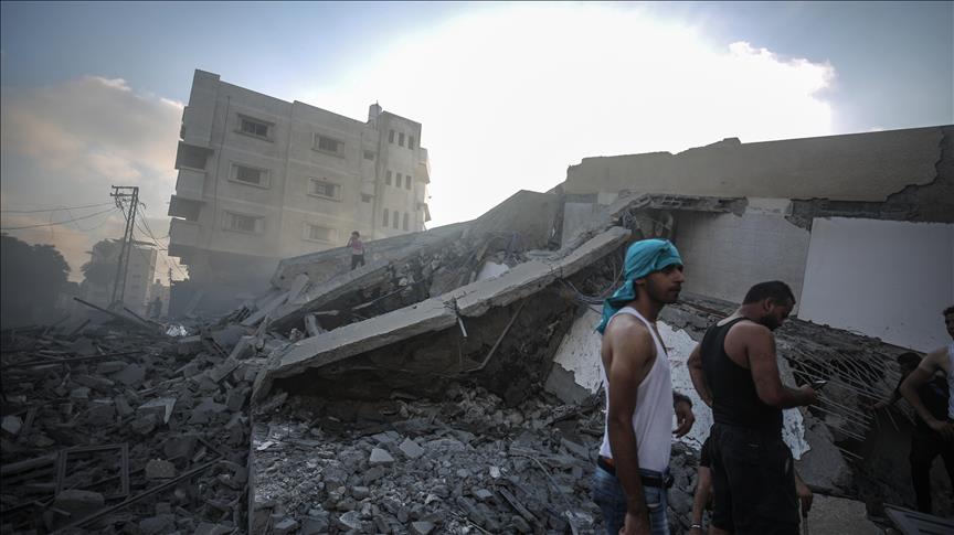 "حماس": قصف إسرائيل لمركز ثقافي في غزة سلوك همجي