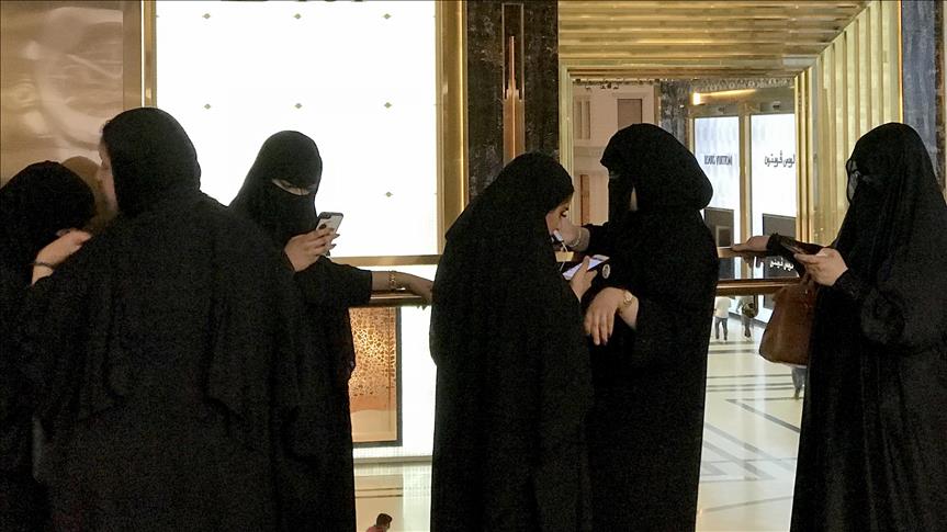العزوف عن الزواج في الكويت.. تعددت الأسباب والأزمة واحدة (تقرير)