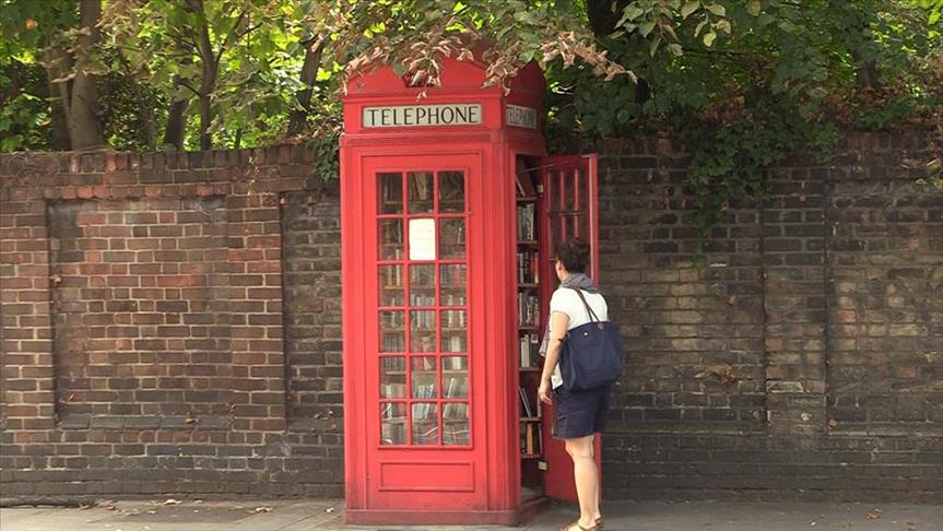 UK: Retired red booths take on second life in London