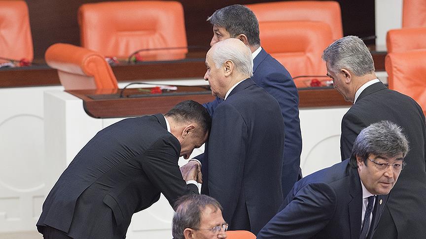 Bahçeli'den İYİ Parti'li Hayati Arkaz'a davet