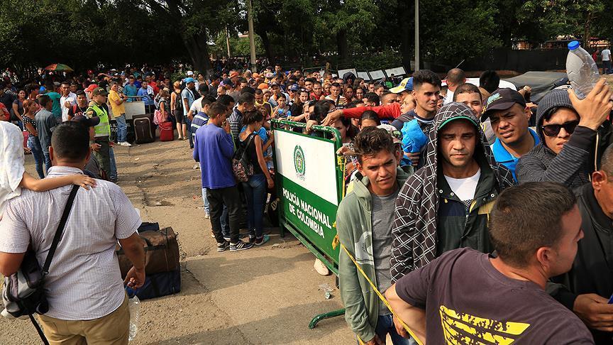 2.3M Venezuelans flee country due to 'lack of food'