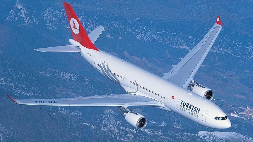 Turkish foreign minister praises Turkish Airlines