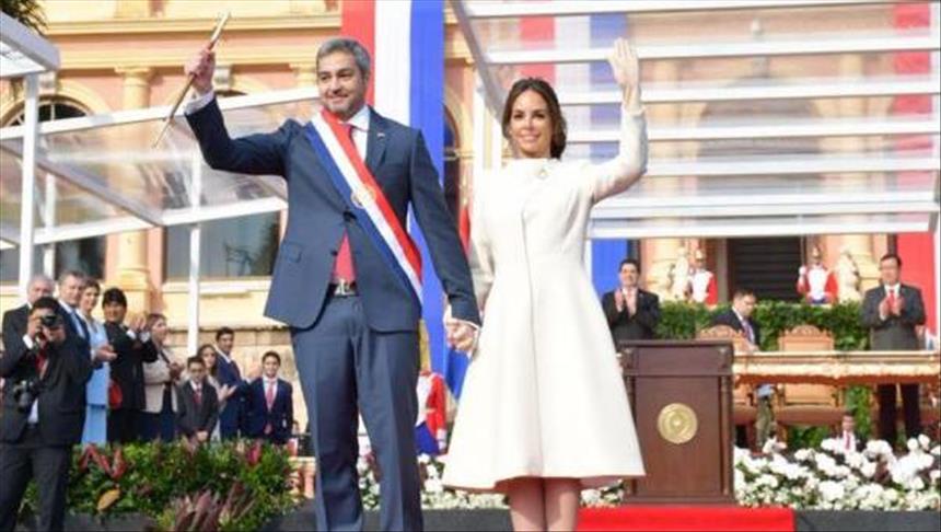 Mario Abdo Benítez se posesiona como presidente de Paraguay