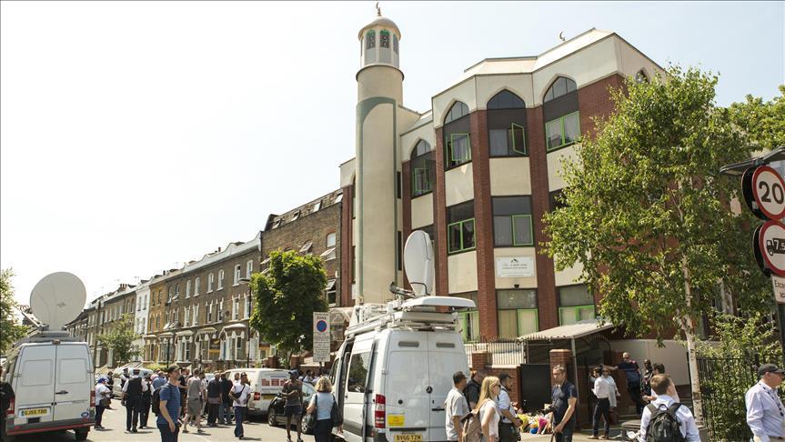 UK: 2 mosques in Birmingham attacked with catapult
