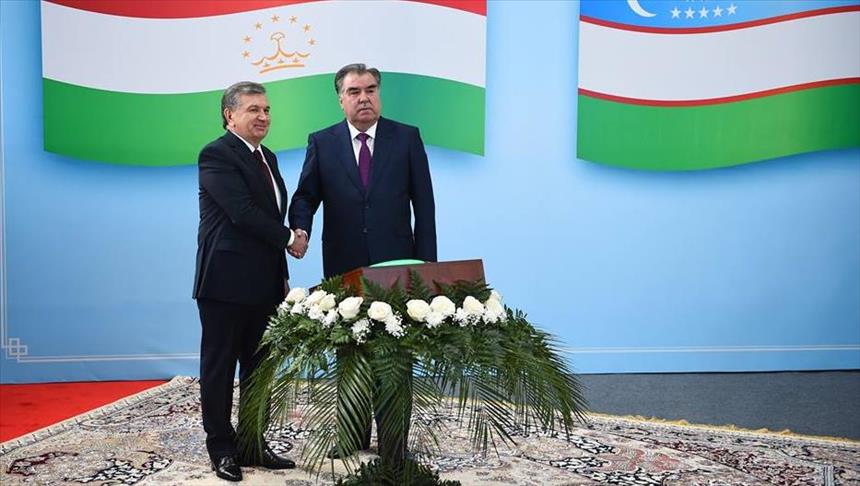 تاجیکستان و ازبکستان 26 توافق‌نامه همکاری امضا کردند