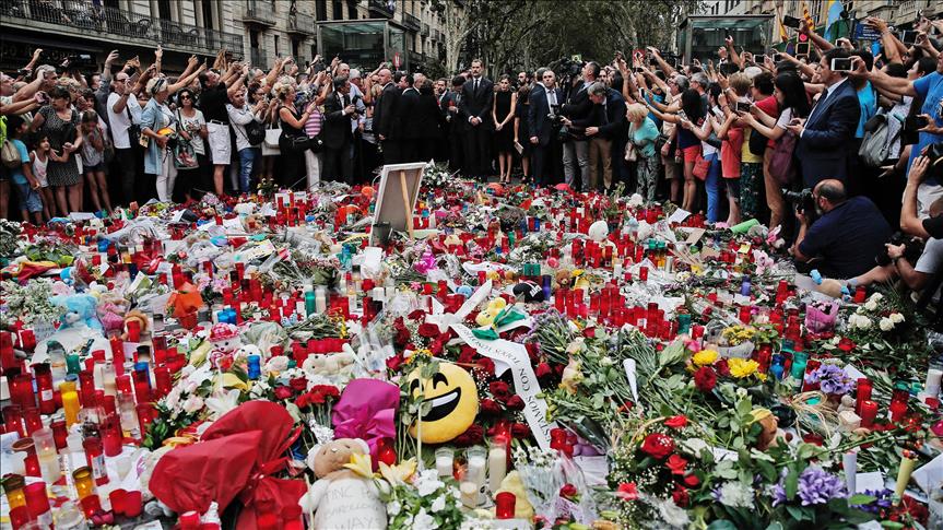 Barselona'daki terör saldırılarının kurbanları anıldı